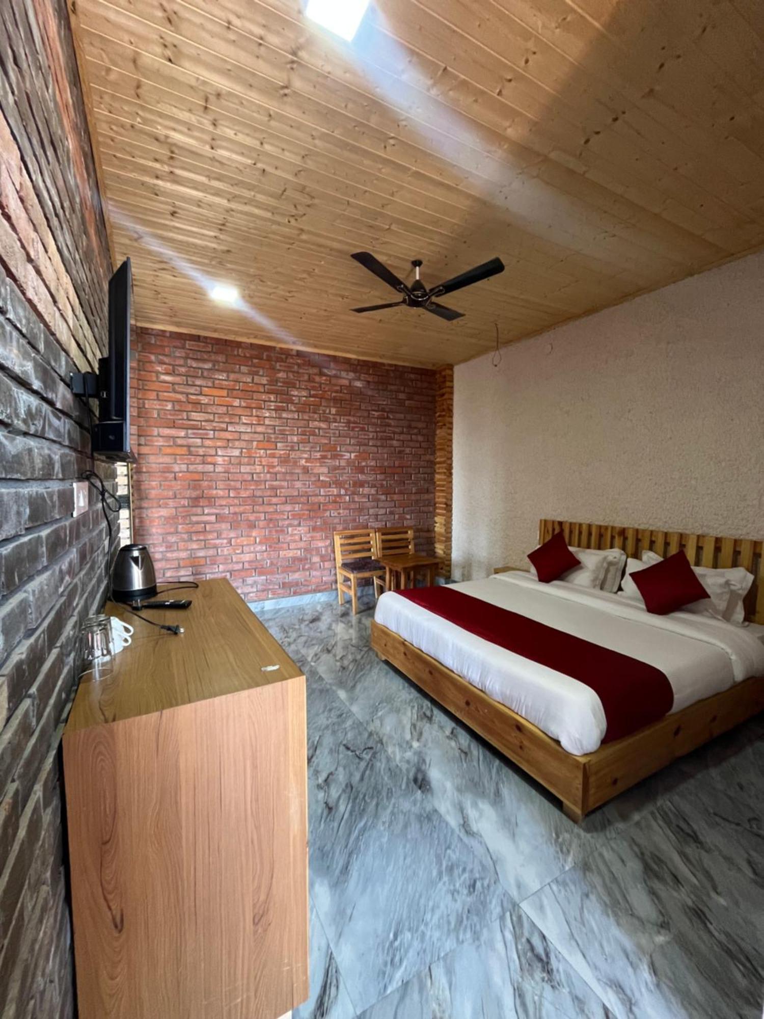 Hotel Paul Villa Bīr Buitenkant foto