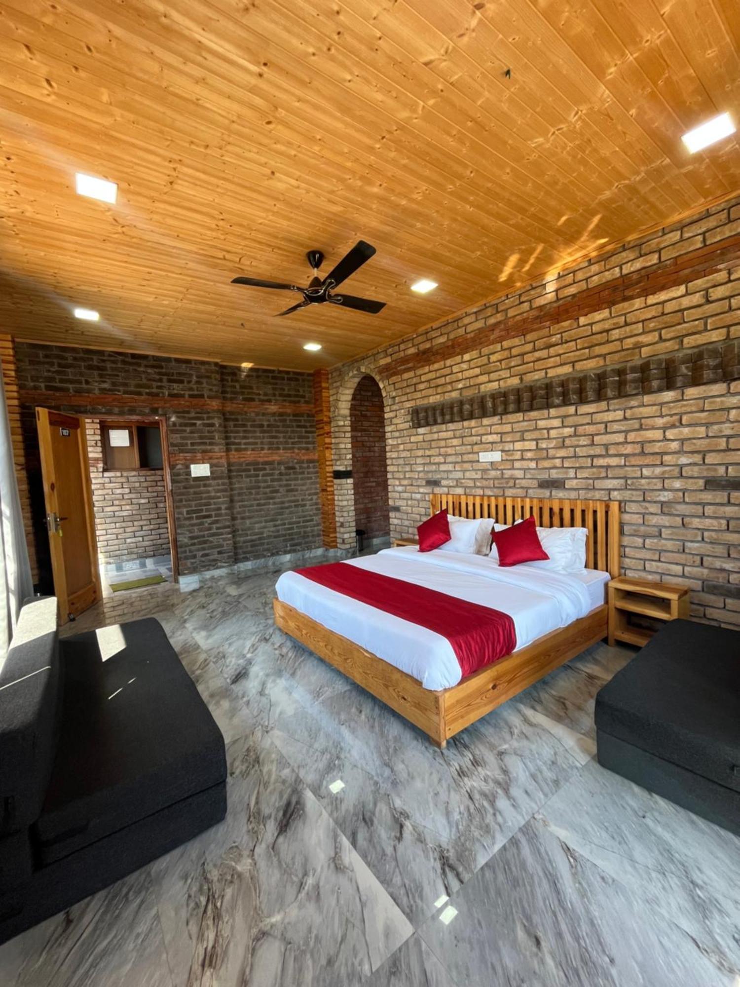 Hotel Paul Villa Bīr Buitenkant foto